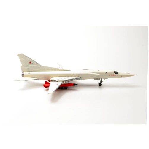Herpa 572149 Airplane Tupolev TU-22M3M Backfire, M3M Prototype – RF-94267 on a Scale of 1 : 200, Metal Miniature with pedastal, Model Building, Collectors Edition