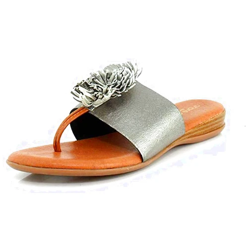 André Assous Andre Assous Novalee Featherweight Sandal