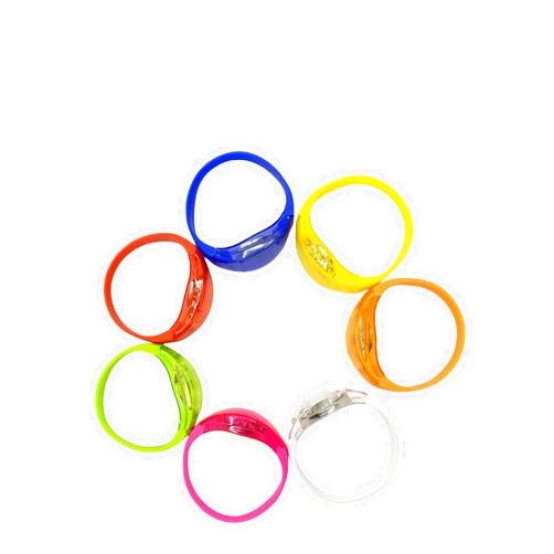 Dwrunyihan Glow in the Dark Bracelets - Music & Sound Activated Glow Bracelets for Kids & Adults with Flashing LED Strobe, Perfect Party Favors for Birthdays, Concerts, and Glow in the Dark Themed Parties 7Pcs