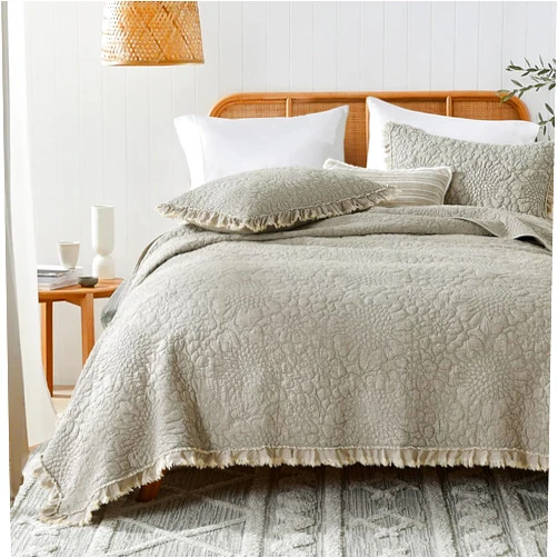HORIMOTE HOME Beige Ruffled Quilt King Size, Stone-Washed Microfiber Lightweight Crinkled Farmhouse Rustic Shabby Chic Bedding Set, 3 Pieces Reversible Bedspread with Pillow Shams for All Season