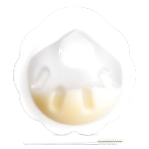 haakaa Petal Soft Silicone Milk Collector丨Discreet Leak-Protection Breast Milk Saver, Reusable Breast Shells Milk Collection Cup for Breastfeeding with Cleaning Brush- 1PC