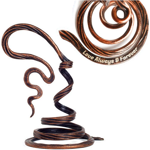 MakuliSmit Personalized Stand for Copper Stained Metal Rose