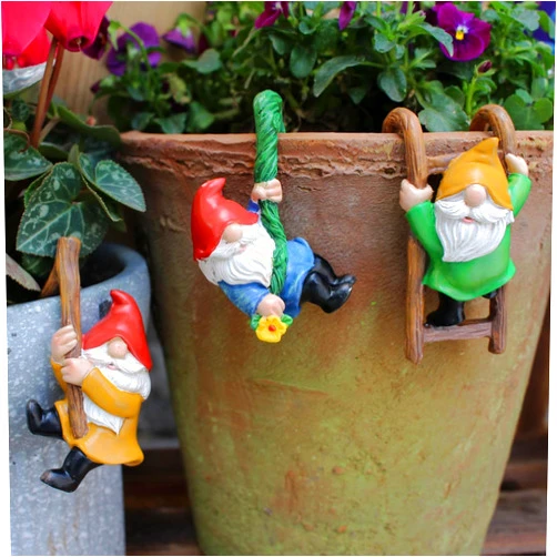 Honiweer 3 PCS Climbing Gnomes Tree Faces Decor Outdoor for Yard, Gnomes Statue, Outdoor Fairy Garden Resin Crafts, Flower Pot Landscape Dwarf, Micro Landscape Pendant Ornaments (3 PCS)