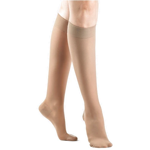 Sigvaris DYNAVEN by Sigvaris Women's Compression Calf-High Socks 20-30mmHg Weight - Closed Toe Design for Everyday Support