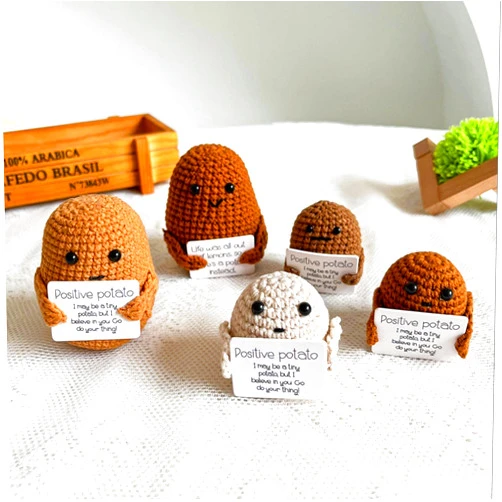Yvonnecy Cute Handmade Crochet Potato Arrangement, Decorative Art with Whimsical Charm, Perfect for Home Decor and Special Occasions (5 Mix Potato)