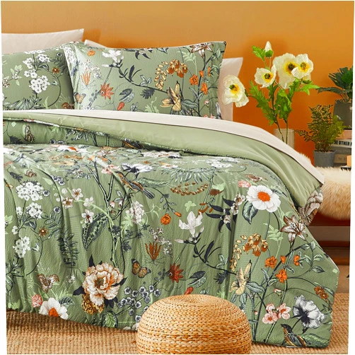 CASAAGUSTO King Size Comforter Set, 7 PCS Green Floral Comforter Set with Flowers Leaves Pattern, Soft All Season Microfiber King Bedding Set (102