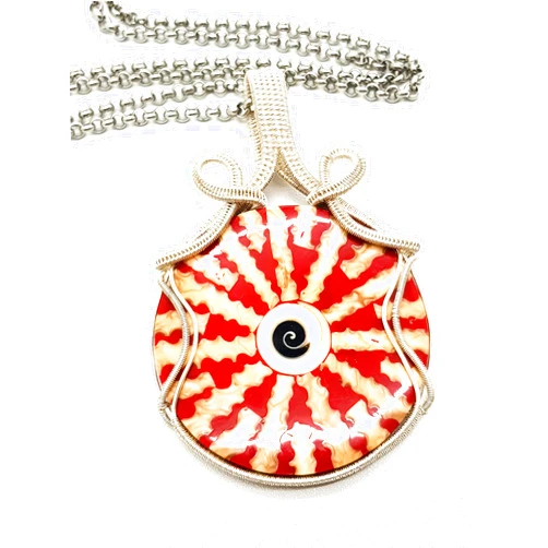 ERAY Collection Painted Shell Pendant (1)
