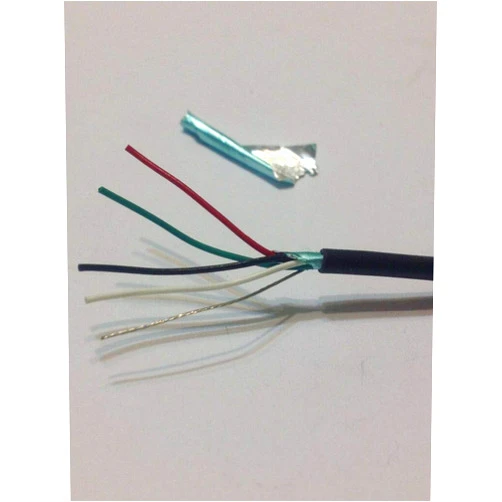 Gavitt 4 Conductor 28 AWG Pickup/Hookup Wire w/Foil Shield/Drain Wire 5 Ft Gavitt