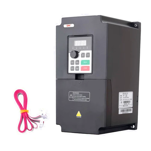 QNK 4KW 5.5HP AC 220V 17A VFD Converter Single to 3 Phase Inverter Variable Frequency Drive CNC Spindle Motor Speed Controller