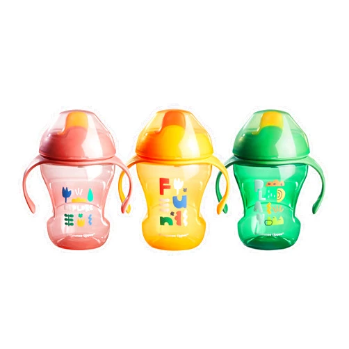 Tommee Tippee Trainer Sippee Cup, 7m+, 8oz, Pack of 3 Non-Spill Trainer Cups for Toddlers, Pink, Orange and Green, with Bite-Resistant Spout and Easy-Hold Handles, Travel Friendly and BPA Free