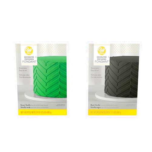 Wilton 24-Ounce Green and Black Fondant Icing for Cakes, Cupcakes and Cookies