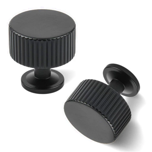 SALISENG Matt Black Kitchen Cabinet Knob, 2 Pack Solid Brass Dresser Drawer Pulls, 1-1/10 Black Cabinet Knob for Cabinet Cupboard Wardrobe, Bifold Door Hardware Handles