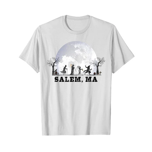 Scary Halloween 2019 Design Co. Vintage Halloween Full Moon in Salem MA Retro T-Shirt