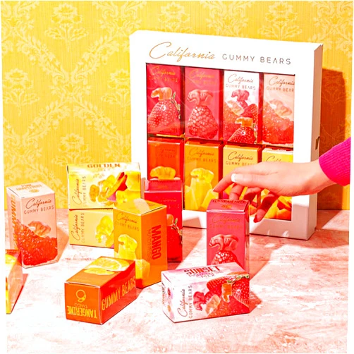 CALIFORNIA GUMMY BEARS ULTIMATE LARGE GIFT BOX (8 individual Boxes in a Gift Box)