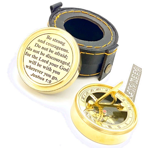 Geekgifts Be Strong and Courageous, Joshua 1:9, Brass Compass with Leather Box, Pocket Sundial - First Communion, Christian Gifts for Men, First Confirmation Gifts for Boys, Communion