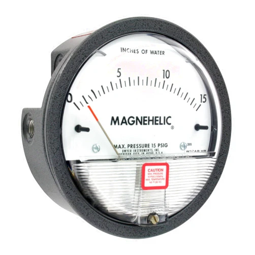 Dwyer® Magnehelic® Differential Pressure Gage, 2015,: 0-15