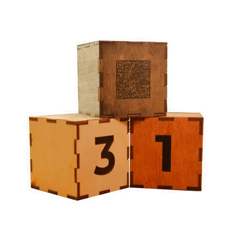 Kyivworkshop Wooden cube with number and qr code (chestnut)