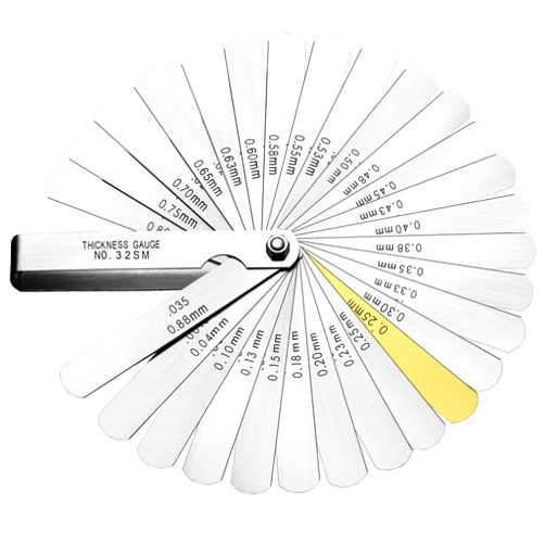 Spurtar 32 Blades Feeler Gauges 0.0015-0.035'' (0.04-0.88 mm) Stainless Steel Feeler Gauge Set SAE/Metric Feeler Gauge for Measuring Gap Width and Thickness for Guitar, Spark Plug, Piston Measure