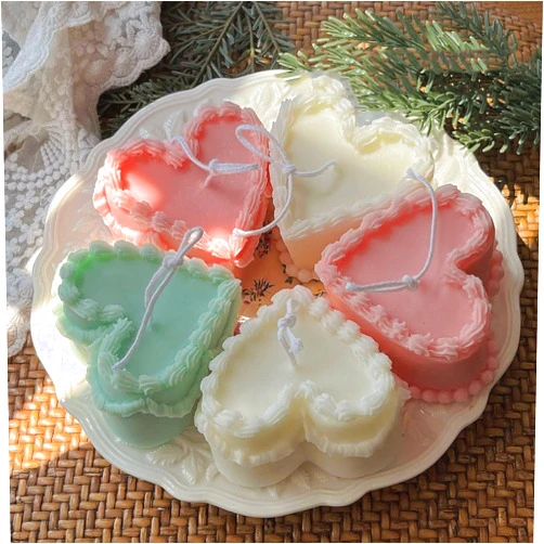 ORGSUMMER 1PCS Heart Shape Silicone Candle Molds Silicone Mold for Candle Making,Reusable Candle Mold for DIY Handmade Soap,Aromatherapy Gypsum,Party Decor,Unique Gift for Mom Wife Girlfriend Valentine's Day
