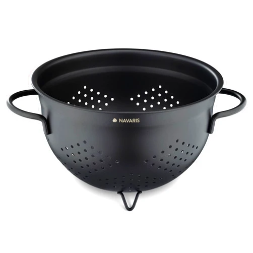 Navaris Stainless Steel Colander 4.8L / 5-Quart - Metal Strainer with Large Holes and Handles for Pasta, Spaghetti, Vegetables, Rice - Black