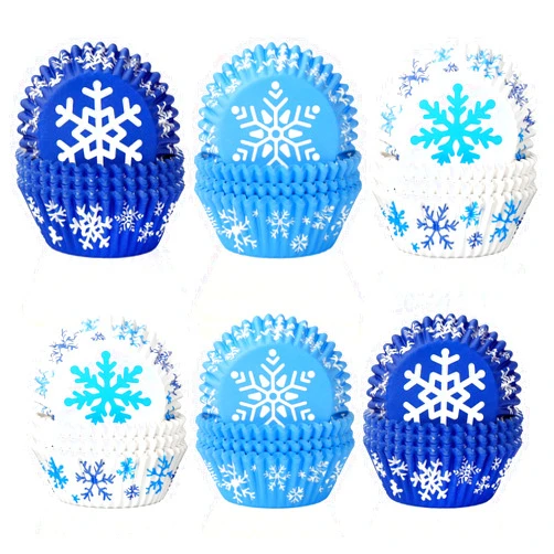Whaline 600Pcs Winter Snowflake Cupcake Liners Blue White Snowflake Cupcake Wrappers Assorted Baking Cups Paper Cake Candy Muffin Cups for Xmas Winter Birthday Party Supplies, 2 x 1.2 Inch