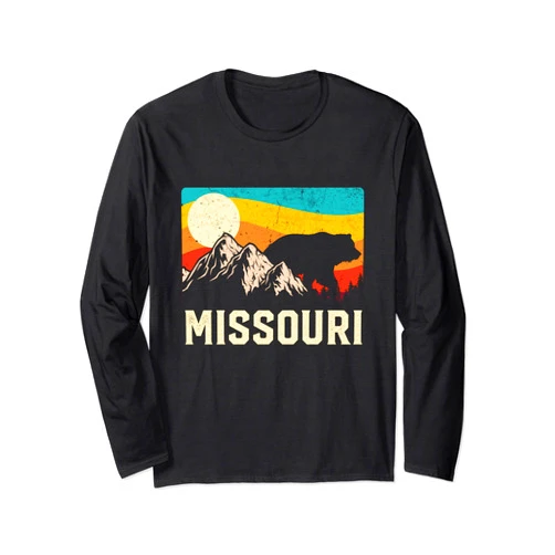 Missouri American Retro USA Vintage Apparel Co. Missouri Nature Wild Bear Retro Sunset Hiking Long Sleeve T-Shirt