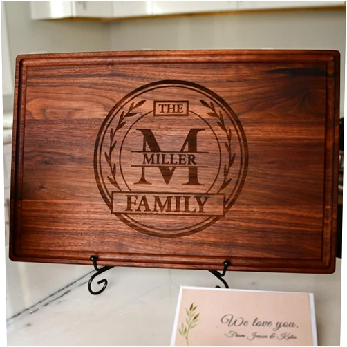CARVELITA Personalized Wood Cutting Boards For Family, Meaningful Custom Christmas, Wedding, Anniversary Gifts For Couple, Mom, Dad, Friends, Handmade in USA