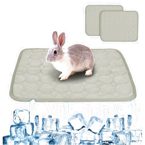 Hilihali 2PCS Summer Cooling Mat for Rabbit, Washable Bunny Bed, Rabbit Bed Mat, Guinea Pig Cage Liner Hamster Pad, Fleece Sleep Pad for Squirrel, Hedgehog, Chinchilla, Small Animals, (15.8''x11.8) Grey