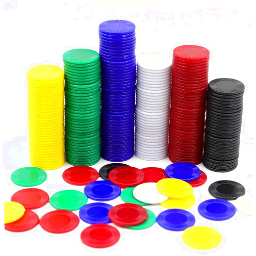 Darovly 600Pcs Plastic Poker Mini Chips in 6 Colors Bulk Poker Card Game Chips for Game Play Learning Math Counting Kids Teaching Rewards（2.2CM in Diameter）