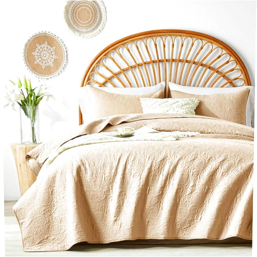 akkialla Rose Floral Quilts Queen Size,Full Queen Quilt Bedding Set,Beige 3-Piece Lightweight Microfiber Bedspread,Botanical Flower Pattern Coverlet Set for All Seasons(1 Quilt,2 Pillow Shams)