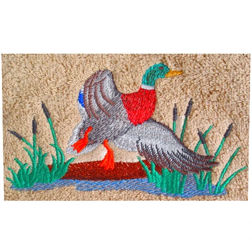 Big Black Horse LLC Bath Towel Set with Embroidered Mallard Duck - Beige