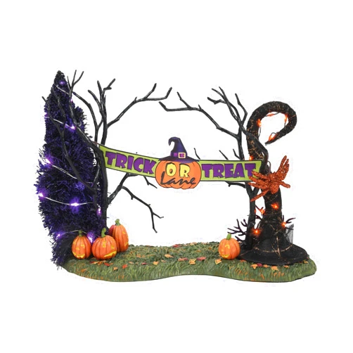 Department 56 Snow Village Accessories Halloween Trick or Treat Lane Entrance Gate Figurine, 7.5 Inch, Multicolor