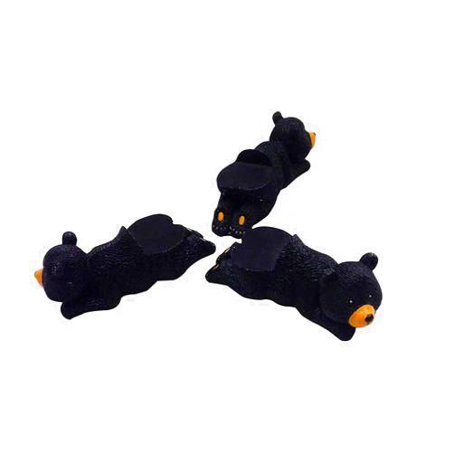 Goodman and Wife Set of 3 Poly Resin Bear Shaped Pots Feet or Planter Risers (Medium Size Bear Shape)