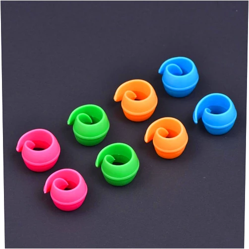 Hufopik 8pcs Thread Spool Savers/Spool Huggers - Prevent Thread Tails from Unwinding - No Loose Ends for Sewing and Embroidery Machine Thread Spools