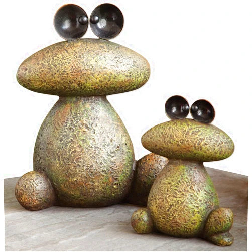 Bits and Pieces - Two Frogs Garden Sculptures for Your Garden, Lawn or Patio - Waterproof Garden Décor Set - Frog Statues – Minimalistic Design
