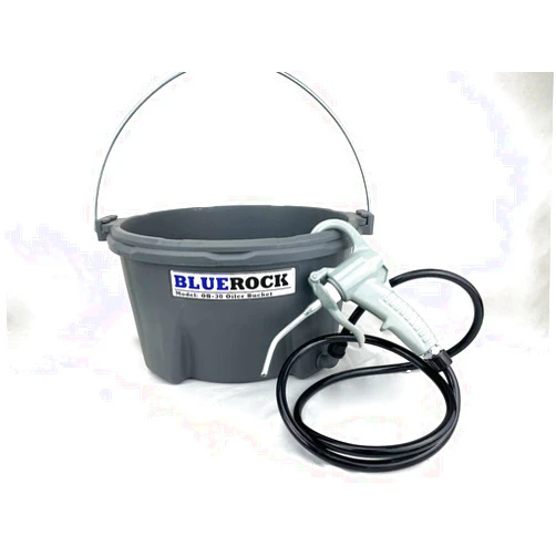 BLUEROCK Tools OB-30 Hand Held Oiler Pump and Bucket for Pipe Threading fits Ridgid 418 300 10883