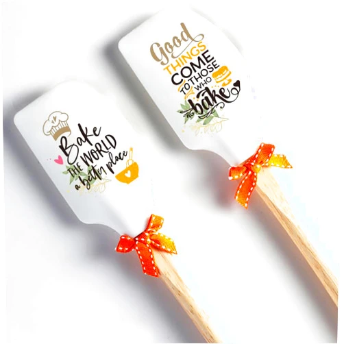 HuJiao-Zi Pack of 2 Cute Silicone Spatula Set, Wooden Handles With Bow,Good Things Come To Those Who Bake/Bake The World A Better Place for Chef, Bakers, Baking Lovers Kitchen Supplies Housewarming Gifts