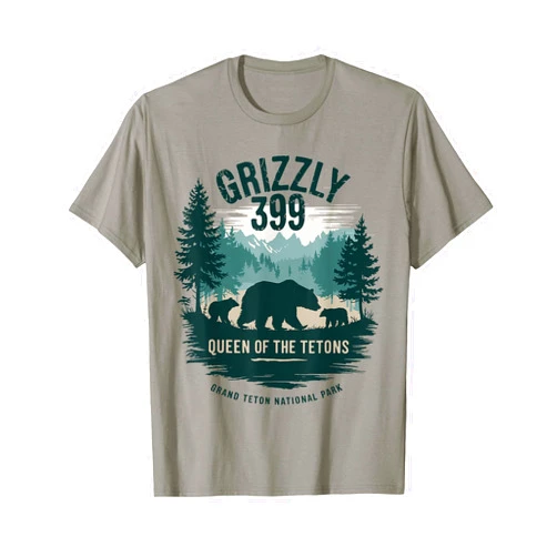 Grizzly Bear Lovers Retro Vacation Outfits Queen Of The Tetons Grizzly 399 Bear Lovers National Park T-Shirt