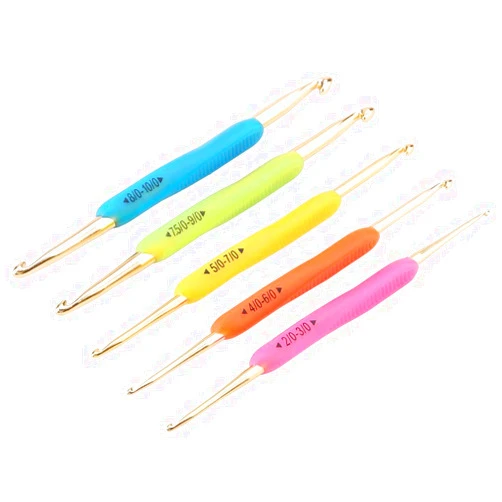Hztyyier Double End Crochet Hooks Set Include 5 Pcs Golden Aluminum Crochet Hooks Ergonomic Handle Knitting Needles Set for Arthritic Hands Or Any Hand Pain