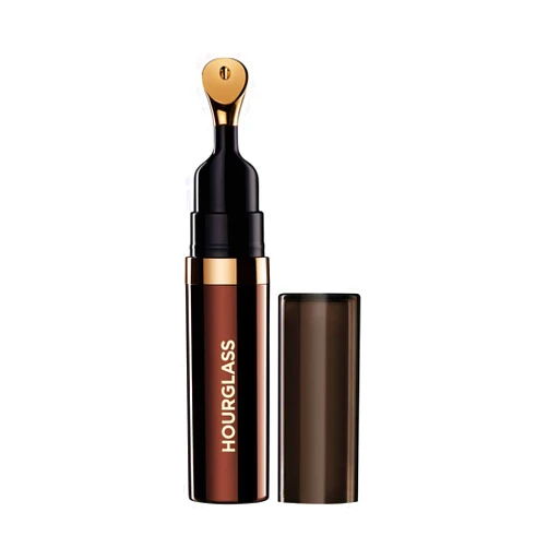 Hourglass No. 28 Lip Treatment Oil. Luxurious Hydrating and Anti-Aging Oil for Lips with Essential Oils and Vitamins. Vegan and Cruelty-Free