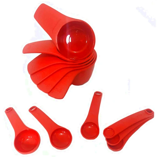 Tupperware Measuring Mates Set Cups and Spoons Chili Red