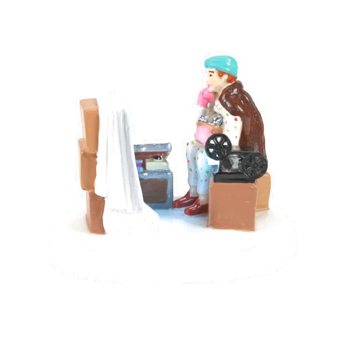 Department 56 Snow Village Accessories National Lampoon's Christmas Vacation Attic Christmas Memories Lit Figurine, 2.6 Inch, Multicolor