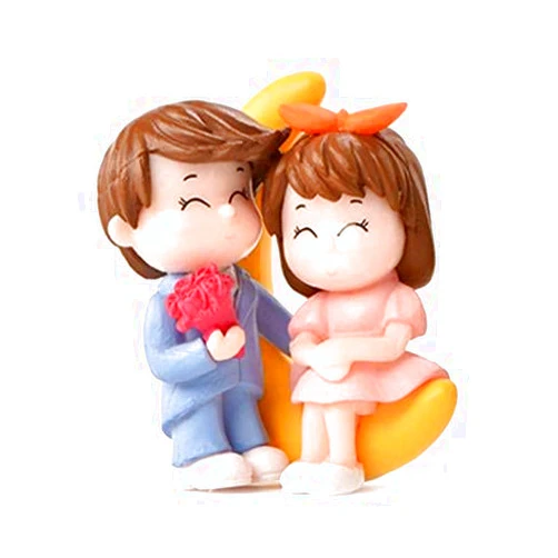 XUAN ZILUO IAOHUO Sculpture Figurine Ornament Eco-Friendly Micro Landscape Plastic Moon Romantic Couples Figurine Ornament for Home Desktop Desktop Decoration