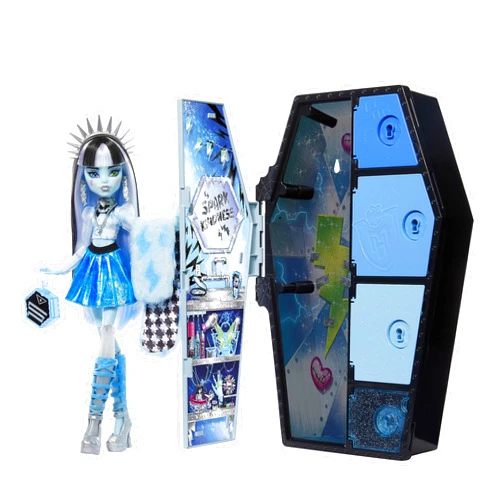 Monster High Skulltimate Secrets Fearidescent Series Doll & Accessories Set, Frankie Stein with Dress-Up Locker & 19+ Surprises