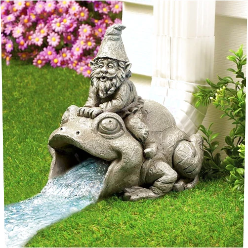 Ruecce Gnomes Gutter Guardian Downspout Extension Statue for Outdoor Garden, Dwarf Frog Statue Drain Pipe Guardian Downspout Statue for Downspout Extender Decoration Gutter Extension