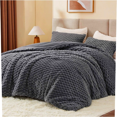 BEDELITE Fluffy King Size Comforter Set - Grey Fleece Soft Comforter for King Size Bed, Luxury Warm Bedding Set for Winter, Fuzzy Bed Set 3 Pieces (1 Comforter, 2 Pillowcases)