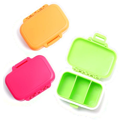 MEACOLIA 3 Pack Small Pill Case, 3 Removable Compartments Travel Pill Box for Pocket Purse, Cute Daily Pill Organizer Medicine Container Holder for Vitamins, Fish Oil, Supplements