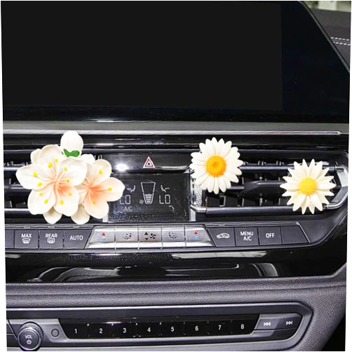 DUSCOKE 3PCS Cute Flower Air Freshener Vent Clips Charms – Peach Blossom & Daisy Air Vent Clips Car Air Conditioning Outlet Decorations for Women Girls, Aesthetic Interior Car Accessories (3Pcs White)
