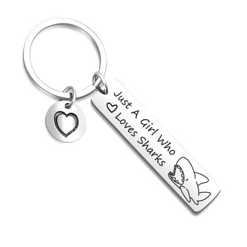DZOSW Shark Lover Keyring For Aquanaut Jewelry Cute Shark Keychain For Coworker Gift Daughter Jewelry Granddaughter Gift
