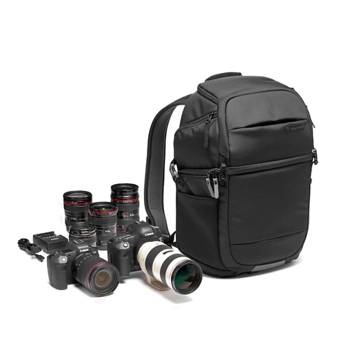Manfrotto Advanced Fast III Professional Camera Backpack for Reflex/Mirrorless with Lenses and Laptop, with Interchangeable Padded Dividers, Side Access, Tripod Mount